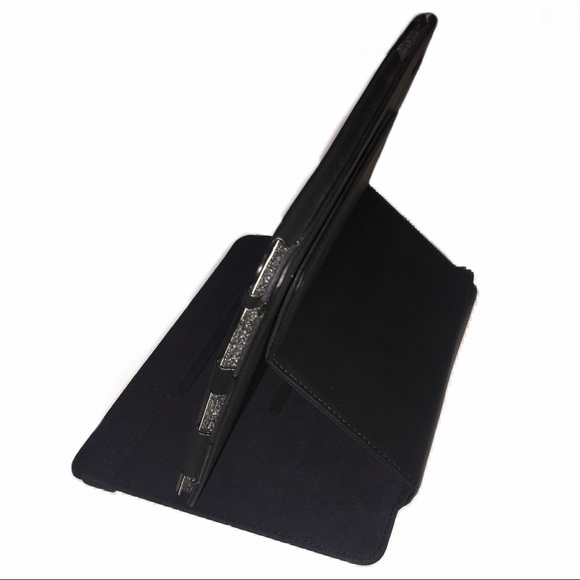 APPLE iPAD INCASE CASES (1 AVAILABLE) - Picture 8 of 8